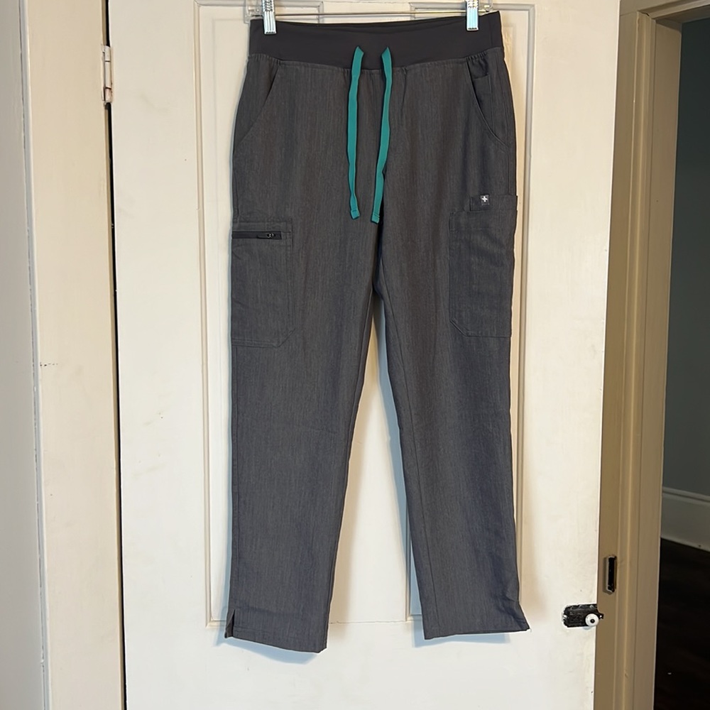 Figs Yola Skinny Scrub Pant Graphite Gray Small - Picture 2 of 5